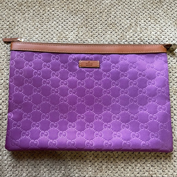 Gucci Purple Pouch - Picture 1 of 4